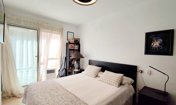 Resale - Apartament / Duplex - Torrevieja
