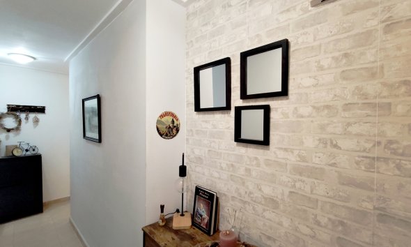 Resale - Apartament / Duplex - Torrevieja