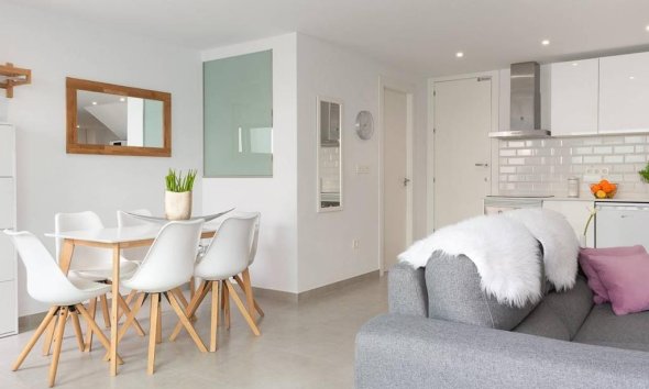 Resale - Villa / House - Benijofar