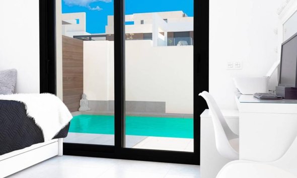 Resale - Villa / House - Benijofar