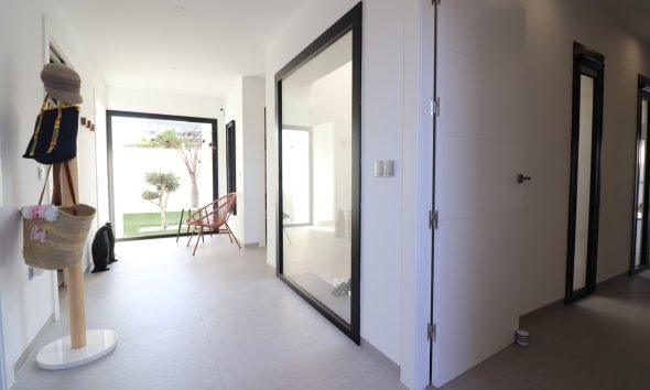 Resale - Villa / House - Formentera del Segura - Fincas de La Vega