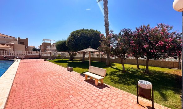 Rynek Wtórny - Bungalow / Domek parterowy - ﻿Torrevieja (Alicante) - Spain