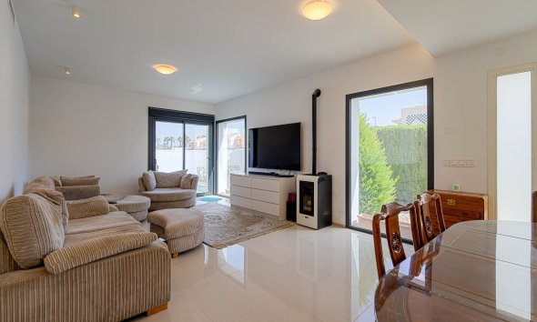 Reventa - Villa / Casa - Ciudad Quesada