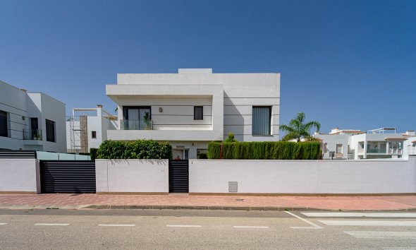 Reventa - Villa / Casa - Ciudad Quesada
