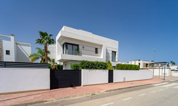 Reventa - Villa / Casa - Ciudad Quesada