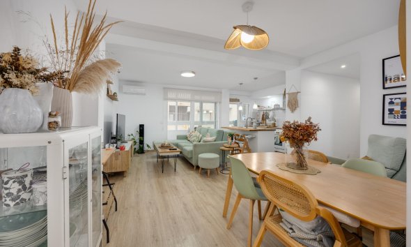 Rynek Wtórny - Apartament / Duplex - Torrevieja - Playa de los Naufragos
