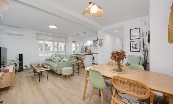 Rynek Wtórny - Apartament / Duplex - Torrevieja - Playa de los Naufragos