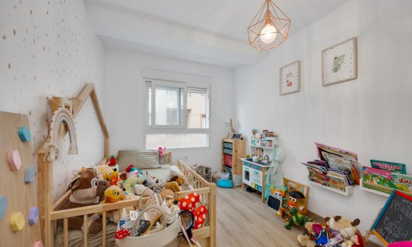 Rynek Wtórny - Apartament / Duplex - Torrevieja - Playa de los Naufragos