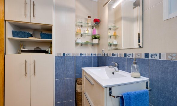 Rynek Wtórny - Apartament / Duplex - Torrevieja - Playa del Acequión