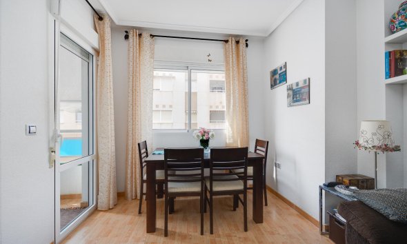 Rynek Wtórny - Apartament / Duplex - Torrevieja - Playa del Acequión