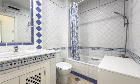 Rynek Wtórny - Apartament / Duplex - Orihuela Costa - Las Ramblas