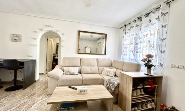 Reventa - Apartamento / Dúplex - Orihuela Costa - La Zenia