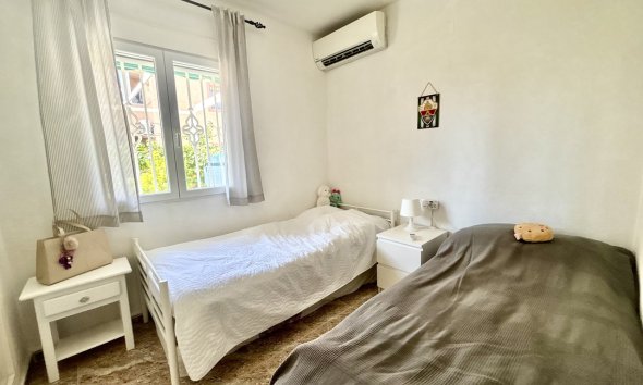 Reventa - Apartamento / Dúplex - Orihuela Costa - La Zenia