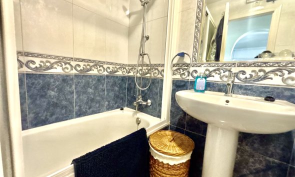 Reventa - Apartamento / Dúplex - Orihuela Costa - La Zenia