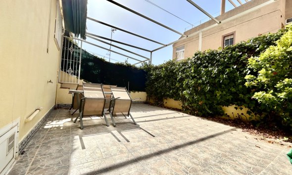 Reventa - Apartamento / Dúplex - Orihuela Costa - La Zenia