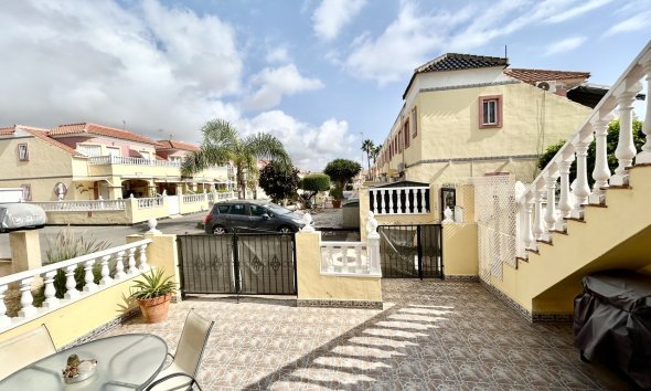 Reventa - Apartamento / Dúplex - Orihuela Costa - La Zenia