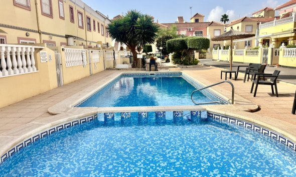 Reventa - Apartamento / Dúplex - Orihuela Costa - La Zenia