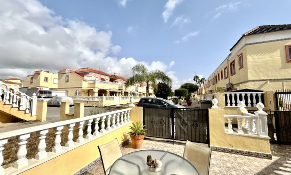 Reventa - Apartamento / Dúplex - Orihuela Costa - La Zenia