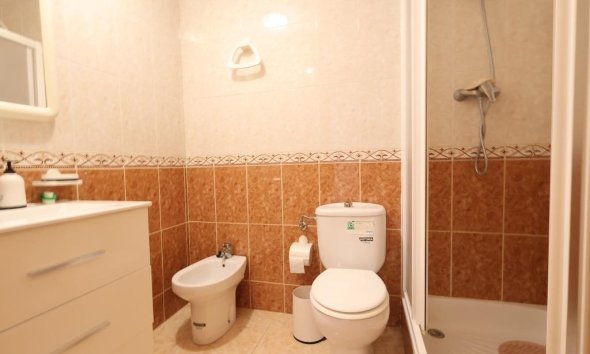 Resale - Apartament / Duplex - Torrevieja - Parque de Las Naciones
