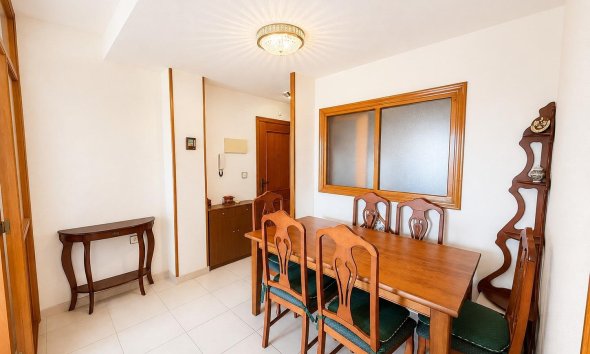 Resale - Apartament / Duplex - Torrevieja - Torre del moro