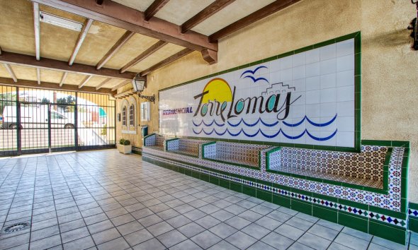Resale - Apartament / Duplex - Torrevieja - Torre del moro