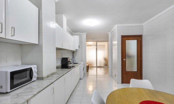Resale - Apartament / Duplex - Torrevieja - Centro