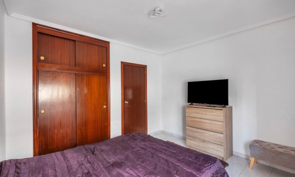 Resale - Apartament / Duplex - Torrevieja - Centro
