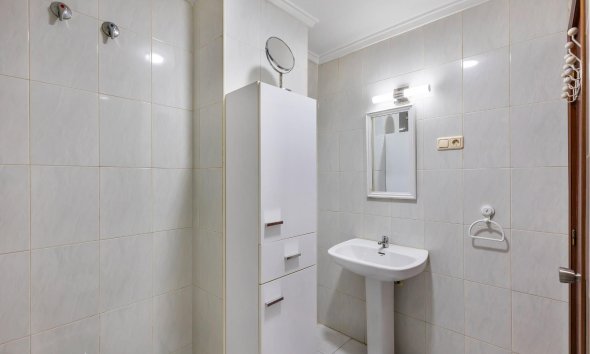 Resale - Apartament / Duplex - Torrevieja - Centro