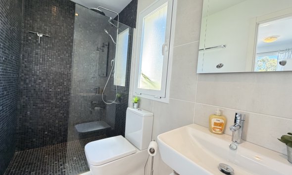 Reventa - Villa / Casa - Orihuela Costa - Mil Palmeras
