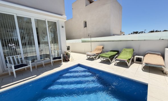 Reventa - Villa / Casa - Orihuela Costa - Mil Palmeras