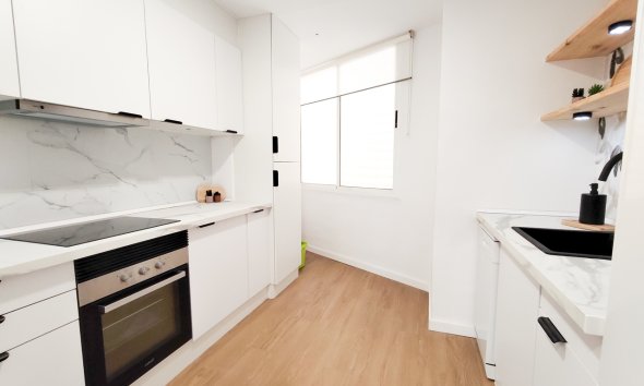 Resale - Apartament / Duplex - Orihuela Costa - La Zenia