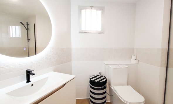 Resale - Apartament / Duplex - Orihuela Costa - La Zenia