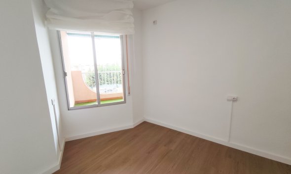 Resale - Apartament / Duplex - Orihuela Costa - La Zenia