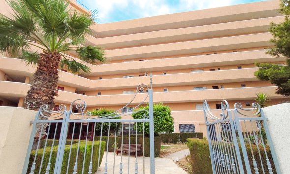 Resale - Apartament / Duplex - Orihuela Costa - La Zenia