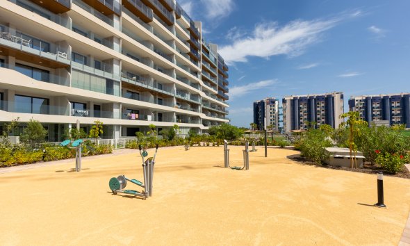Resale - Apartament / Duplex - Torrevieja - Punta Prima