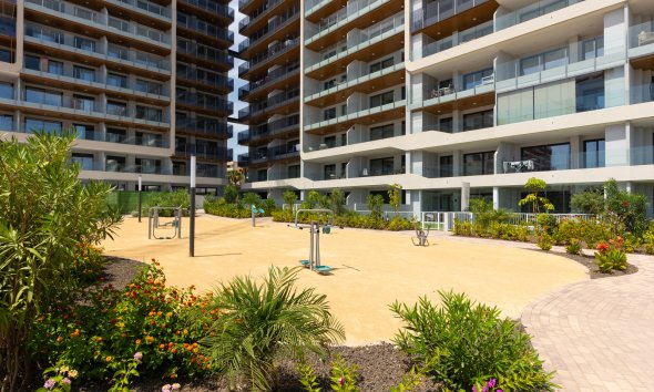 Resale - Apartament / Duplex - Torrevieja - Punta Prima