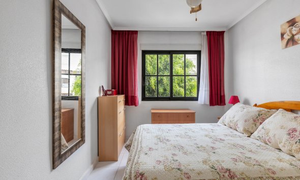 Resale - Apartament / Duplex - Torrevieja - Rocio del Mar