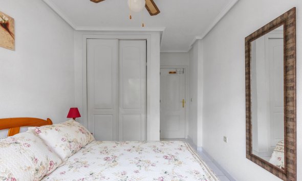 Resale - Apartament / Duplex - Torrevieja - Rocio del Mar