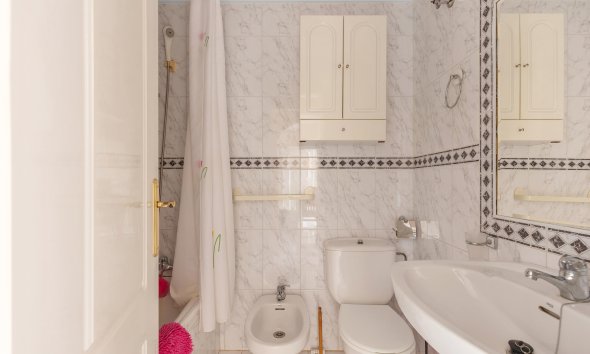 Resale - Apartament / Duplex - Torrevieja - Rocio del Mar
