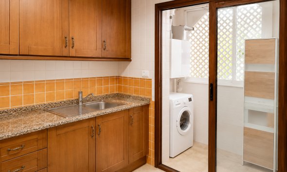Resale - Apartament / Duplex - Torrevieja
