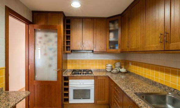 Resale - Apartament / Duplex - Torrevieja