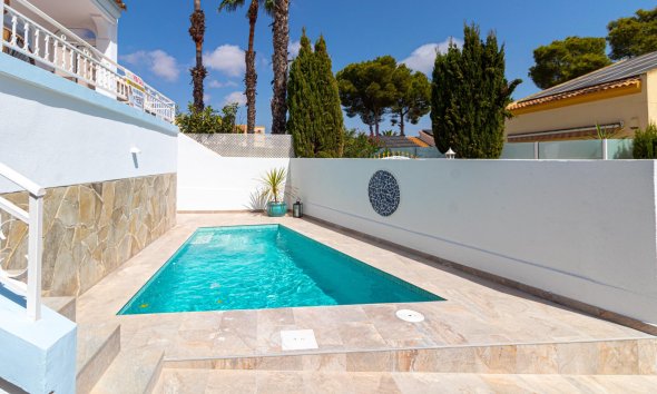 Reventa - Villa / Casa - Orihuela Costa - Villamartín