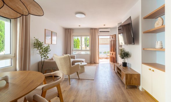 Reventa - Villa / Casa - Orihuela Costa - Villamartín