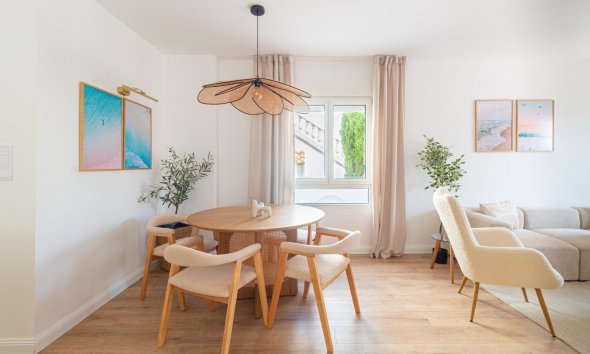 Reventa - Villa / Casa - Orihuela Costa - Villamartín