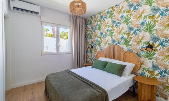 Reventa - Villa / Casa - Orihuela Costa - Villamartín
