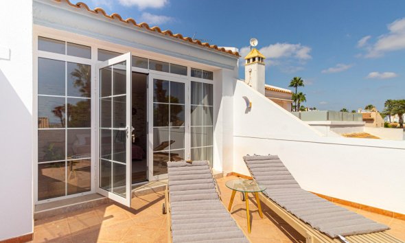 Reventa - Villa / Casa - Orihuela Costa - Villamartín