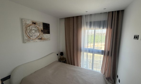 Reventa - Apartamento / Dúplex - Los Alcazares - Dolores De Pacheco
