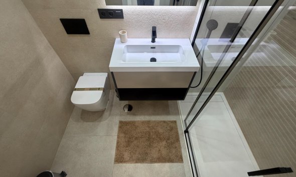 Reventa - Apartamento / Dúplex - Los Alcazares - Dolores De Pacheco