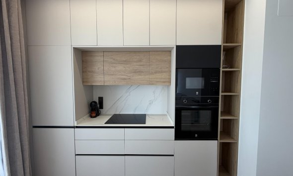 Reventa - Apartamento / Dúplex - Los Alcazares - Dolores De Pacheco