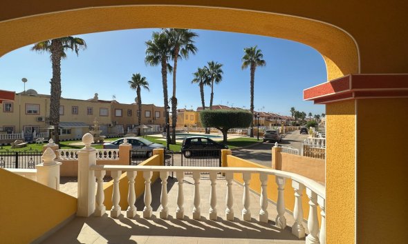Resale - Townhouse / Terraced House - Orihuela Costa - La Regia